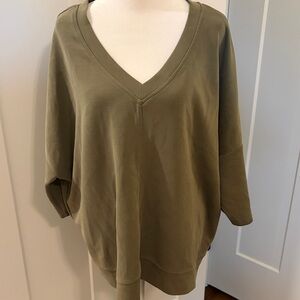 Cable & Gauge Sport Womens Olive Green Pullover Sweatshirt Size Unknown Soft